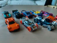 10x HotWheels Autos, guter Zustand, bespielt Baden-Württemberg - Illingen Vorschau