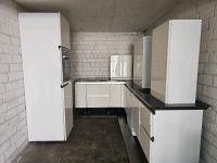 Hochglanz Küche mit Elektrogeräten Nordrhein-Westfalen - Bottrop Vorschau