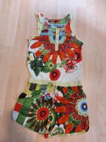 Desigual Jumpsuit kurz Gr. 140 (9/ 10) bunt gemustert Pailetten Baden-Württemberg - Waibstadt Vorschau