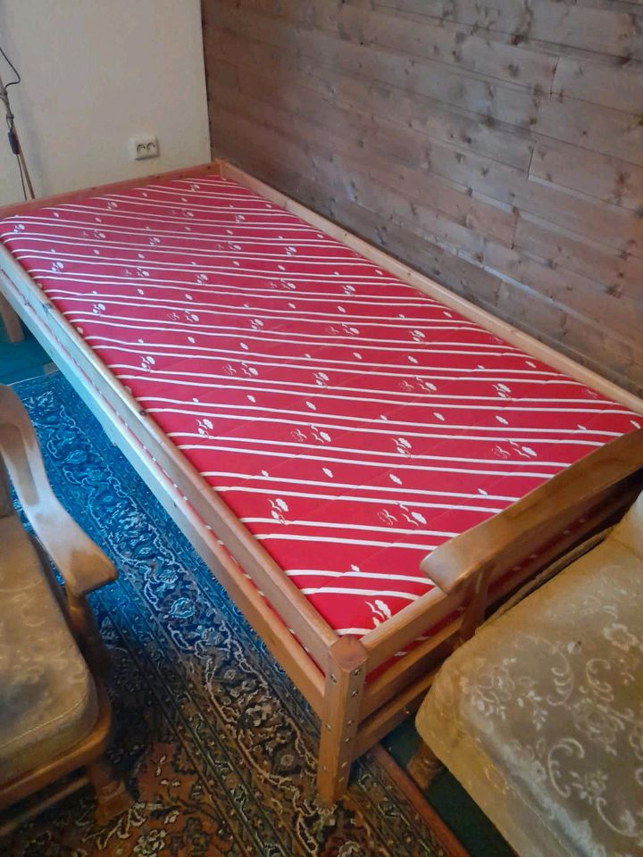 Bett Holzgestell in Gransee