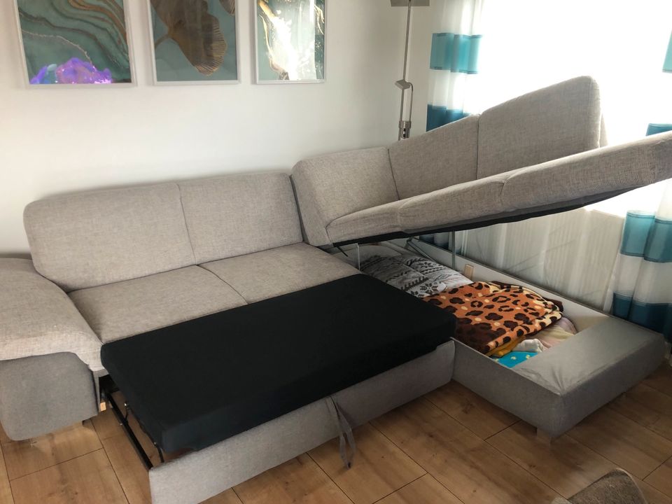 Couch Sofa L-Sofa mit Bettkasten und Schlaffunktion grau webstoff in Krefeld