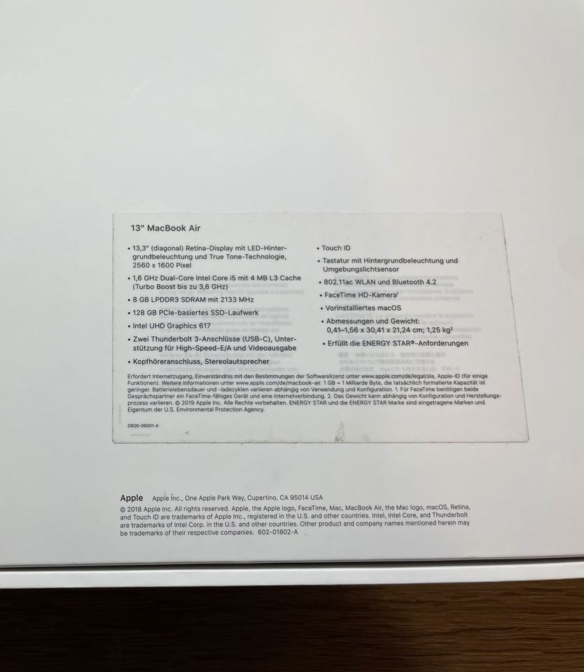 Apple MacBook Air 2019 (i5, 8 GB Ram, 128 GB SSD) Display Defekt in Marburg