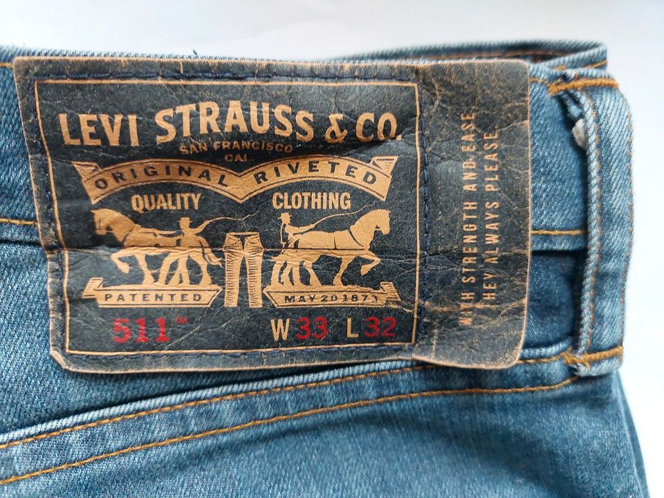 Levis Levi Strauss 511 W33 L32 Jeans Hose Levi's in Fürstenfeldbruck