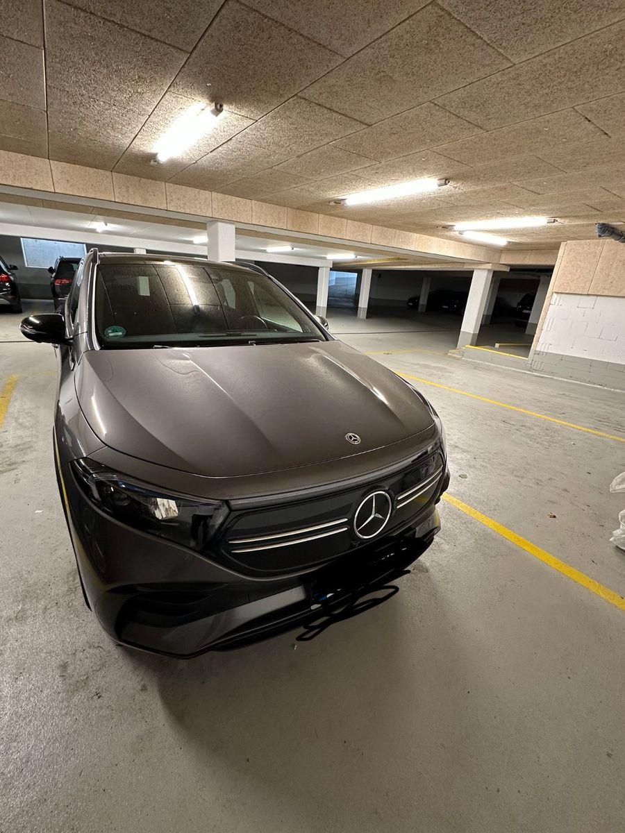 Abbildung des Autos Mercedes-Benz AMG Line&#…