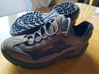 Lowa Trenkingschuhe Hessen - Felsberg Vorschau