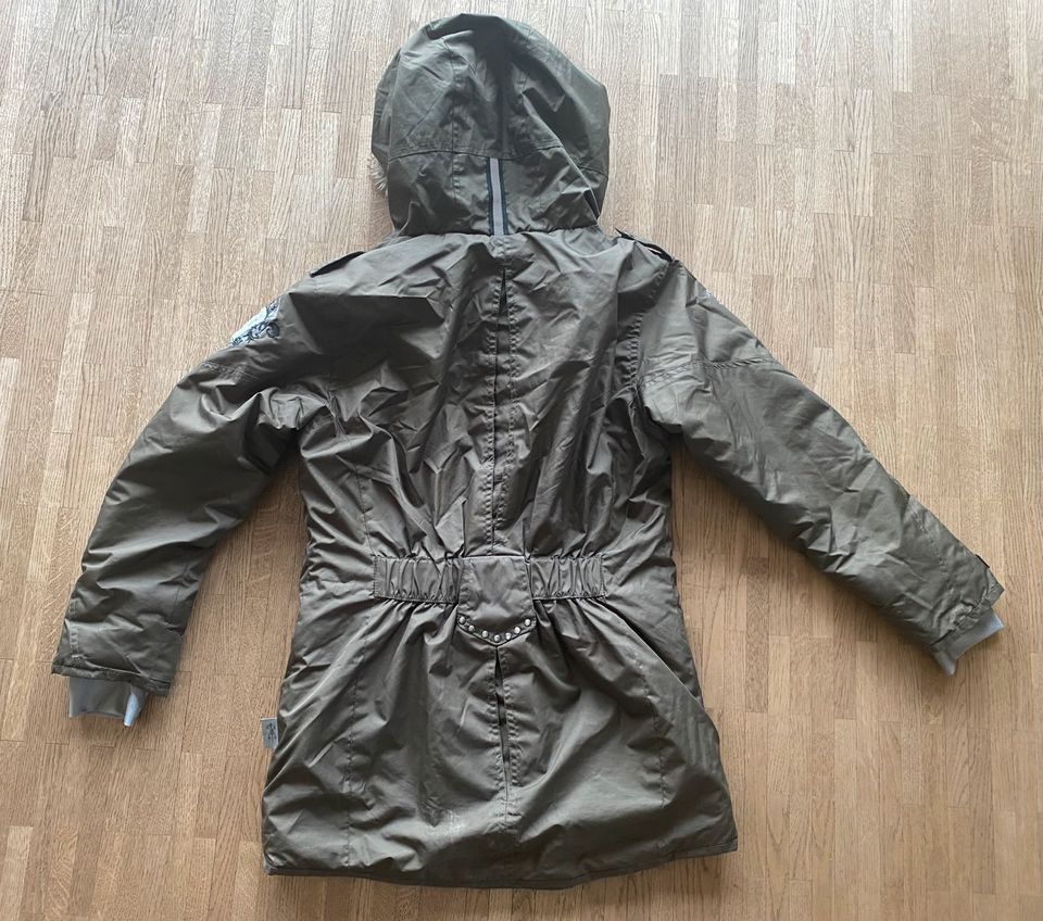 XS EXES längere Winterjacke/ -Mantel in Größe 140/146 in Holzkirchen