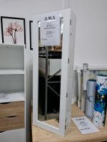 Badezimmerschrank mit Bügelbrett Badschrank Holz Möbel 309€ Hessen - Herbstein Vorschau