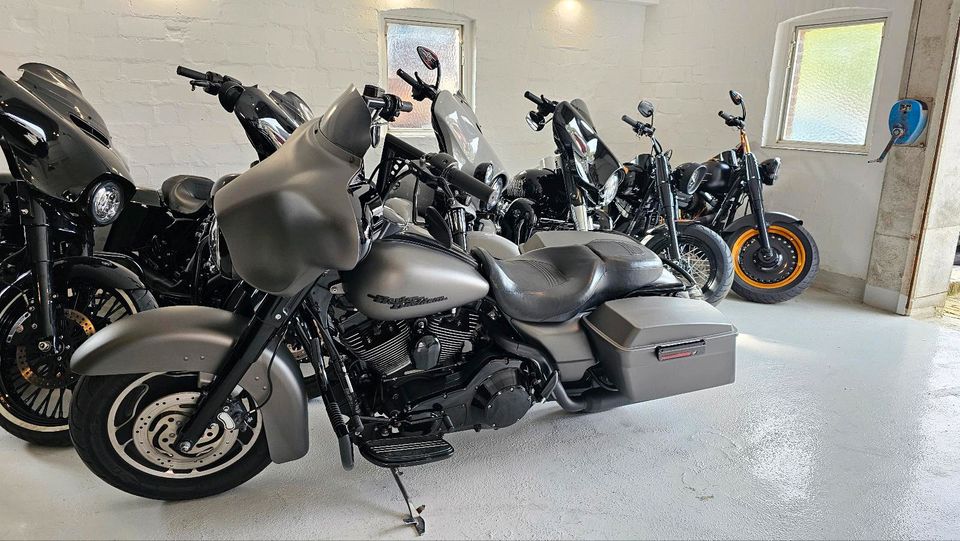 Harley Davidson Street Glide FLHXI Ape Lenker, Grey, streetglide in Melle