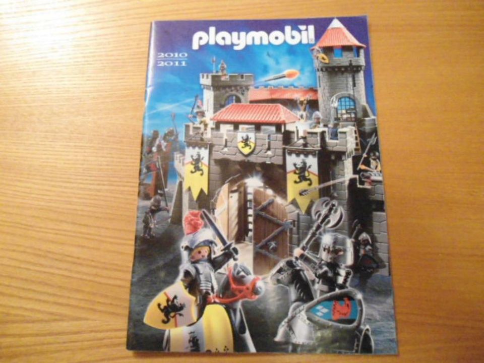 Playmobil Katalog 2010/2011 in Nordrhein-Westfalen - Höxter | Playmobil  günstig kaufen, gebraucht oder neu | eBay Kleinanzeigen ist jetzt  Kleinanzeigen