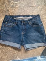 Kurze Hosen Jeans Shorts Paket Gr 36 Baden-Württemberg - Geislingen an der Steige Vorschau