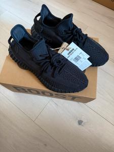 Adidas Yeezy 42.5 kleinanzeigen