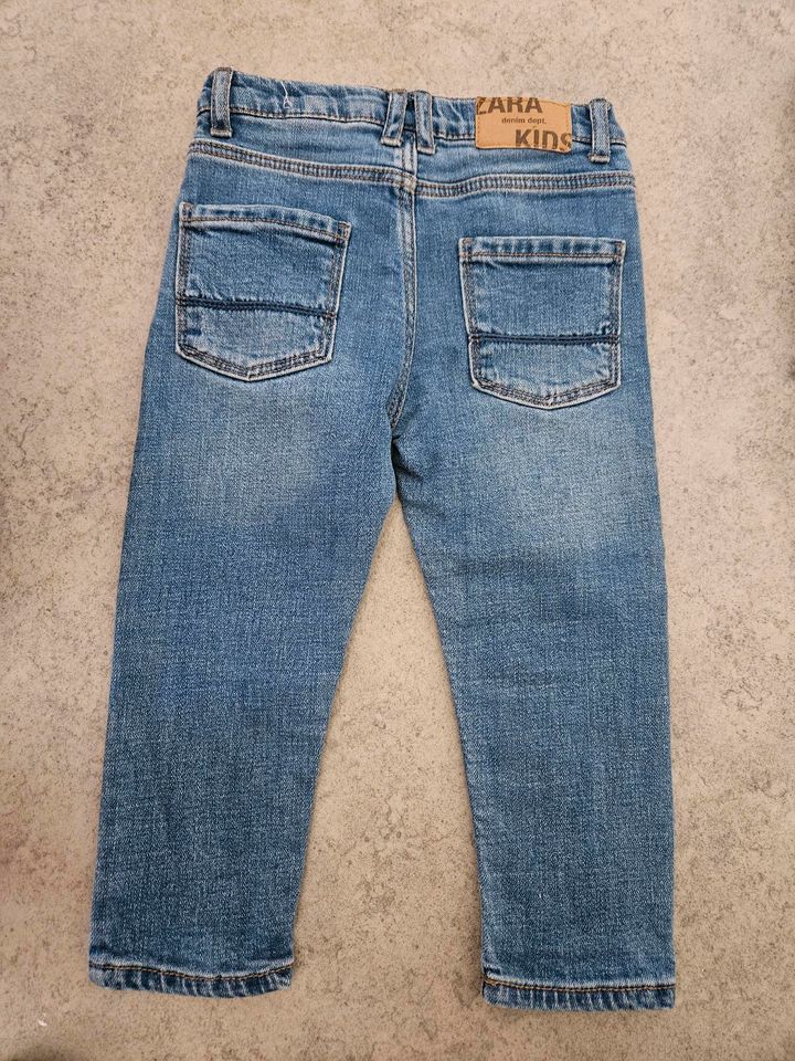 Kinder Jeanshose Hose Zara 92 in Dillenburg