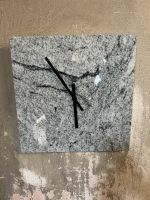 Uhr aus Granit Niedersachsen - Velpke Vorschau