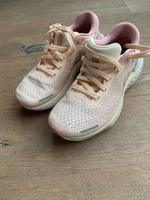 Neu Nike invinceable run zoomx 39 25cm Rosa apricot Niedersachsen - Neuharlingersiel Vorschau