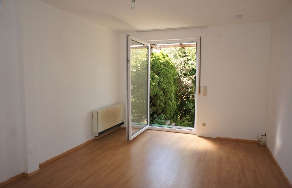 Schöne 2-Zimmer-Wohnung mit Terrasse und EBK in Oberboihingen in Oberboihingen