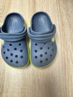 Crocs blau/grün Größe 8 entspricht 24/25 Stuttgart - Stuttgart-Mitte Vorschau