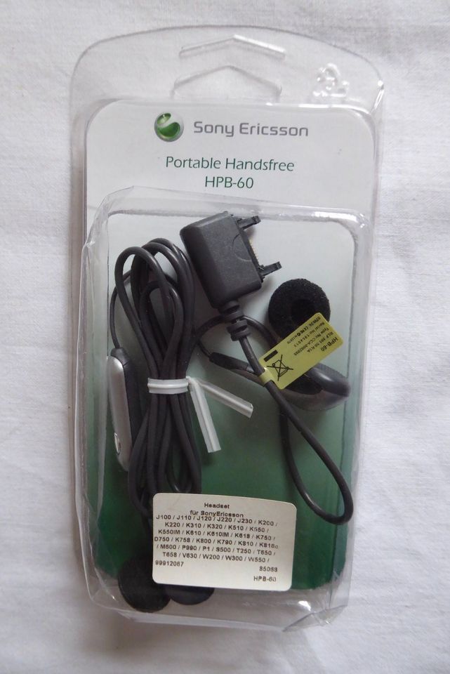 Sony Ericsson Portable Handsfree HPB-60 - Silber Neu in OVP in Gersthofen