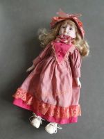 Alte Porzellan Puppe, rosa Kleid, Vintage Stuttgart - Stuttgart-West Vorschau