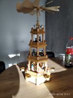 Weihnachtspyramide 4-stöckig mit Spieluhr Nordrhein-Westfalen - Krefeld Vorschau