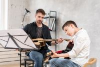 Gitarrenunterricht in Lüneburg zentral Nähe Bahnhof Niedersachsen - Lüneburg Vorschau