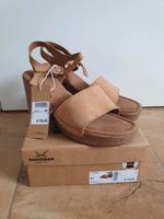 Schuhe Sansibar Gr. 41 neu Sandalen Leder neu Cognac braun Brandenburg - Schipkau Vorschau