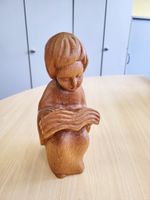 Hochwertige Holzfigur Lesendes Kind - Top Geschenkidee Niedersachsen - Wildeshausen Vorschau