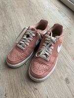 Nike altrosa mit Sporteinlagen / Sneaker Dresden - Strehlen Vorschau