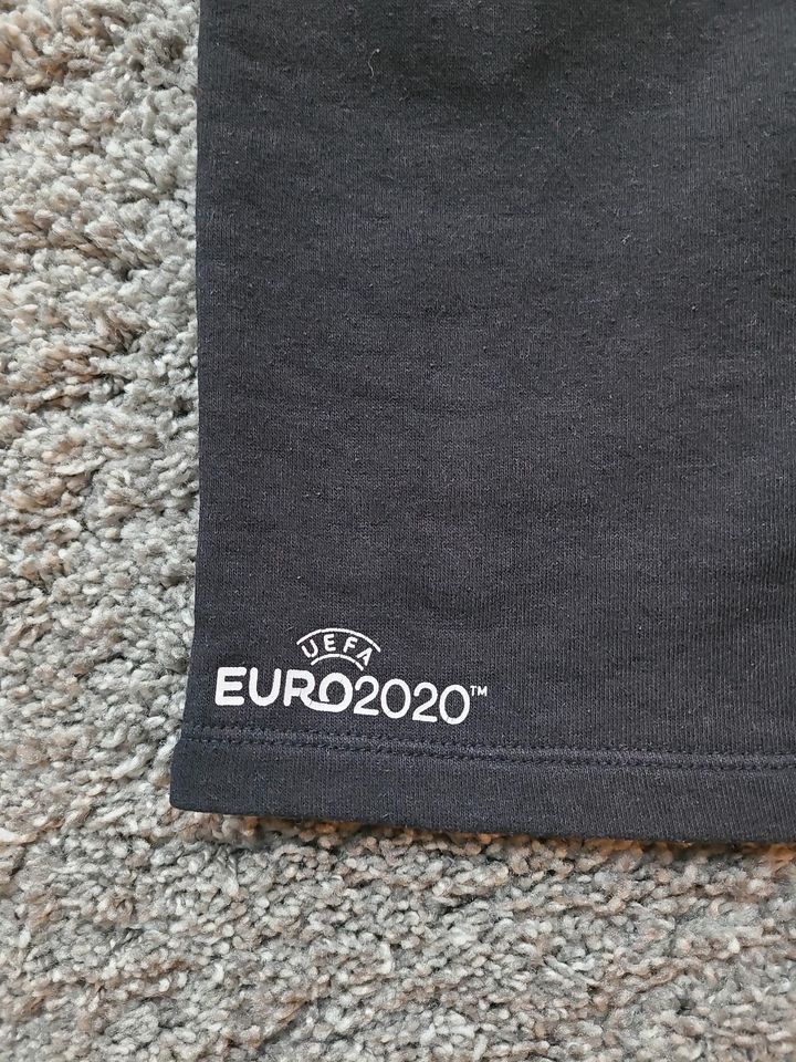 Sporthose Sweatshort "Euro 2020"  158/164 in Burscheid