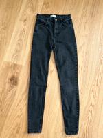 Zara high Waist Jeans Hose Gr. 36 / S 26/32 schwarz wie neu Essen - Huttrop Vorschau