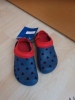 Crocs Badelatschen Badepantoletten Badeschuhe Gr. 26/27 NEU Brandenburg - Luckau Vorschau