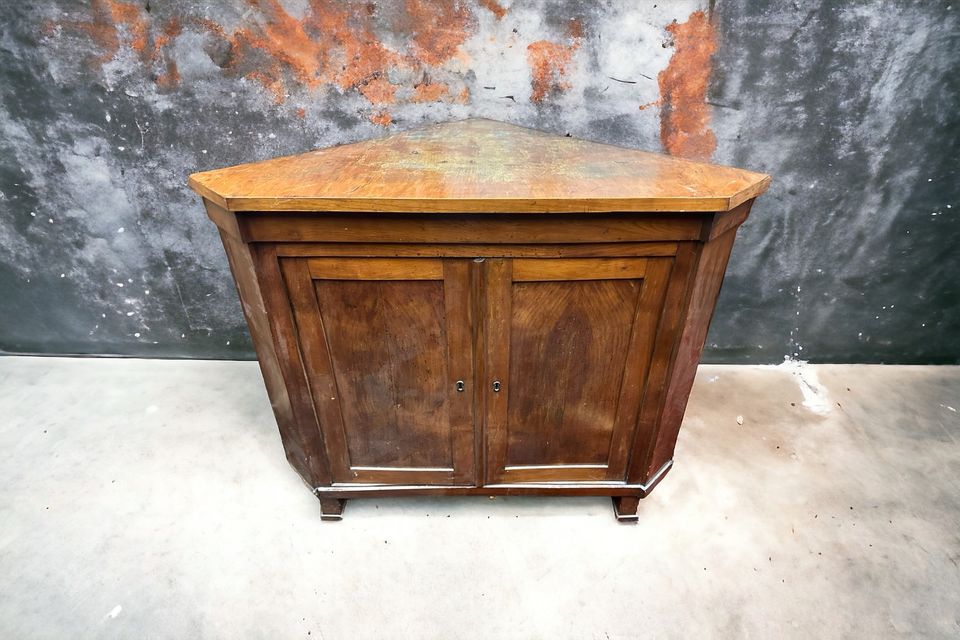 Antik Biedermeier Eckschrank Schrank 90x90x60cm in Düsseldorf