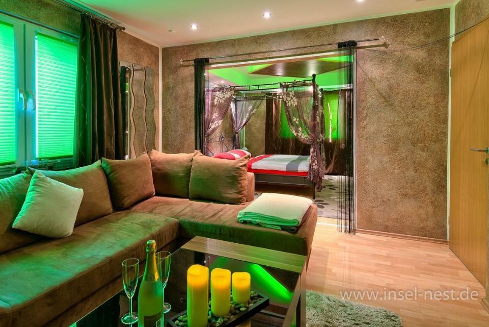 TRAUM WOCHENENDE Paradies mit eigenem Whirlpool + Sauna im Zimmer in Elsdorf