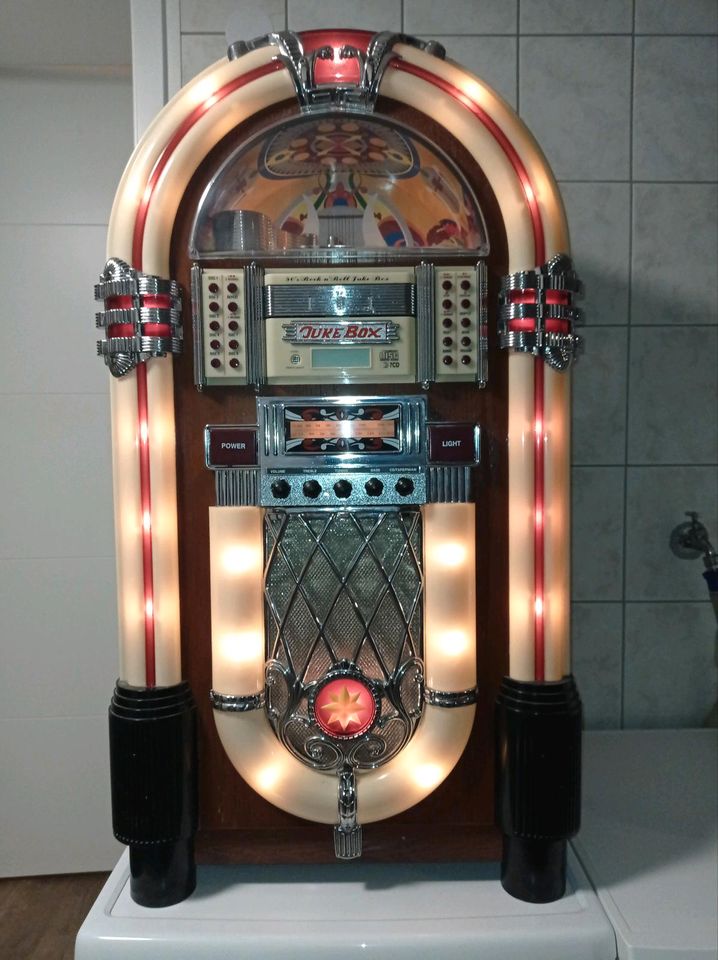 Jukebox im Wurlitzer Style in Friesoythe