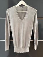 Strenesse Gabriele Strehle Pullover V Ausschnitt Gr 32 Seide grau Hessen - Darmstadt Vorschau