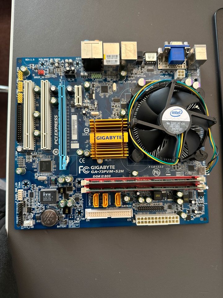 Gigabyte Mainboard Motherboard Intel Pentium in Koblenz