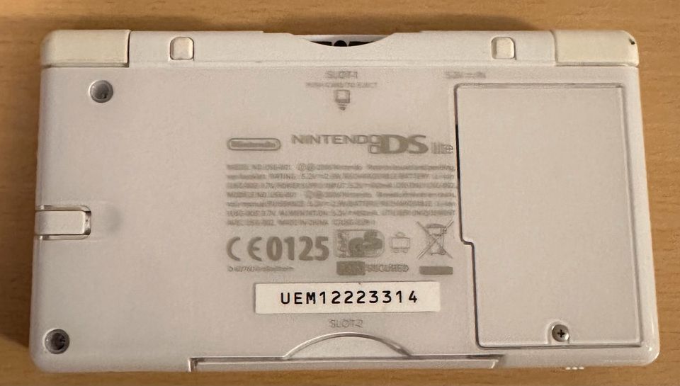 Nintendo DS Lite, weiss, Spielkonsole, Handheld in Kassel