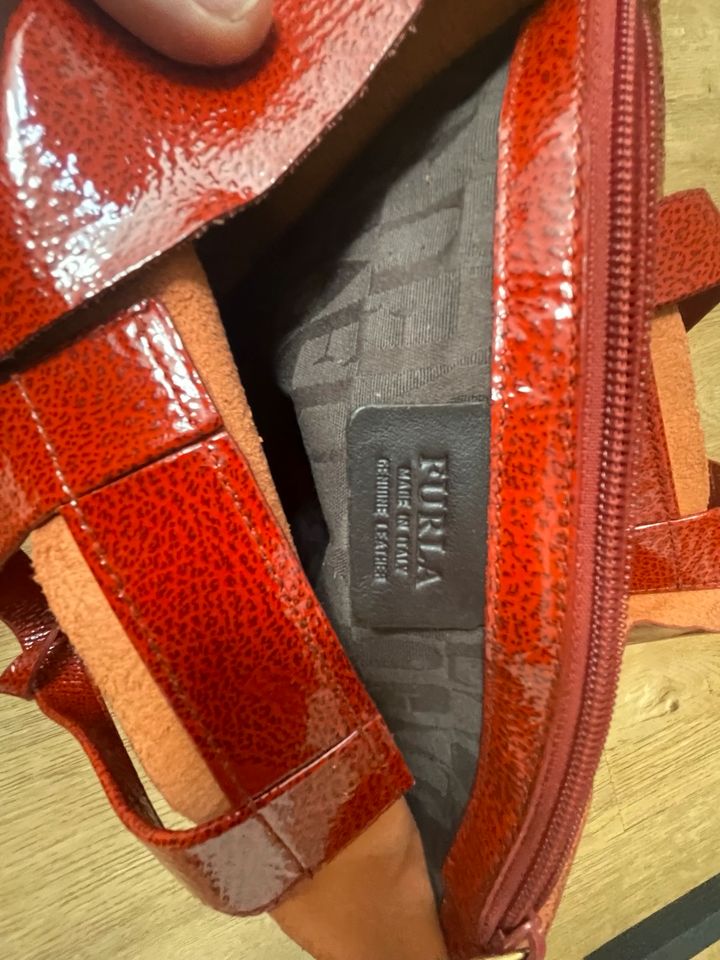 Wunderschöne Handtasche von Furla in Burgthann 