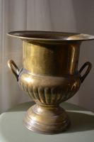 Alte goldene Vase / Krug / Pokal Leipzig - Leipzig, Zentrum-Ost Vorschau