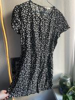 Süßes Sommerkleid Minikleid von Review mit Blumenmuster Gr. S Mitte - Wedding Vorschau