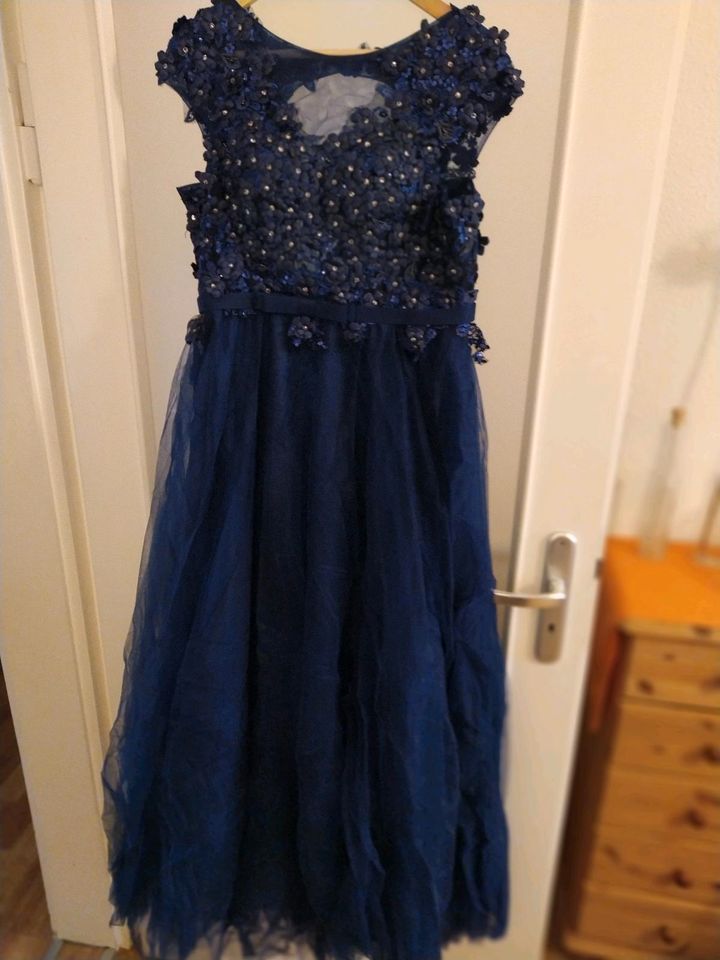 Abend-Ballkleid, neuwertig, Gr. 14 - 44, in Dresden