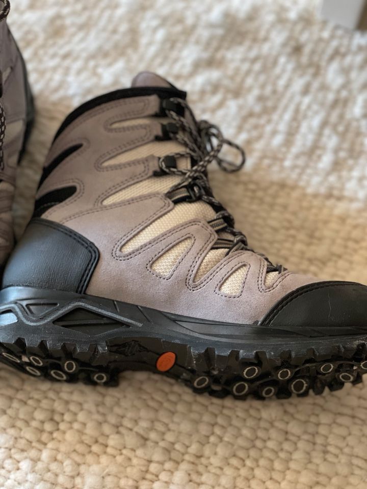 LOWA Baikal GTX woman Gr. 39,5 in Weilheim i.OB