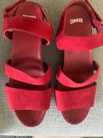 Camper Sandalen Wildleder Rot Gr. 39 Nordrhein-Westfalen - Kleve Vorschau