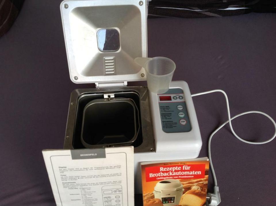 Brot Backautomat WK 83400 , weiß, für max. 1 kg Brot, neuwertig in Ostbevern