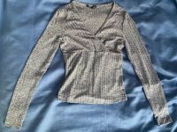 NEU Bluse SHEIN Pullover Shirt Croptop Rippstrick grau 36 gerippt Frankfurt am Main - Sachsenhausen Vorschau