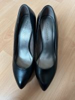 39 highheels pumps Stilettos Leder tamaris schwarz Düsseldorf - Pempelfort Vorschau