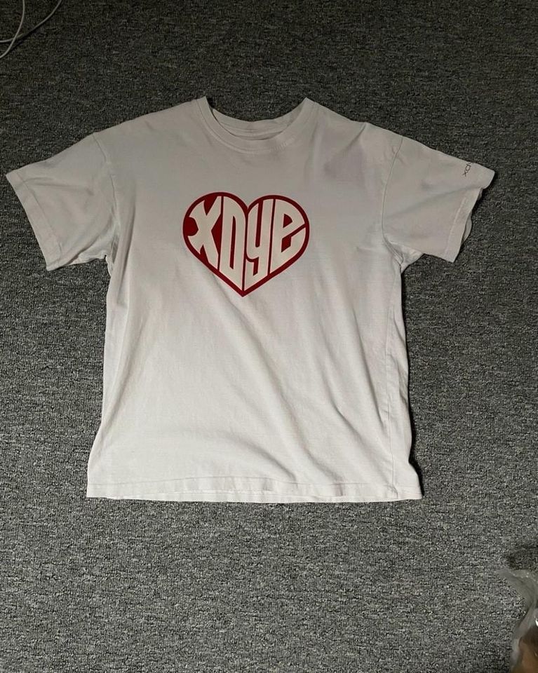 T-Shirt Weiß unisex mit rotem Herz in Nordrhein-Westfalen - Wülfrath | eBay  Kleinanzeigen ist jetzt Kleinanzeigen