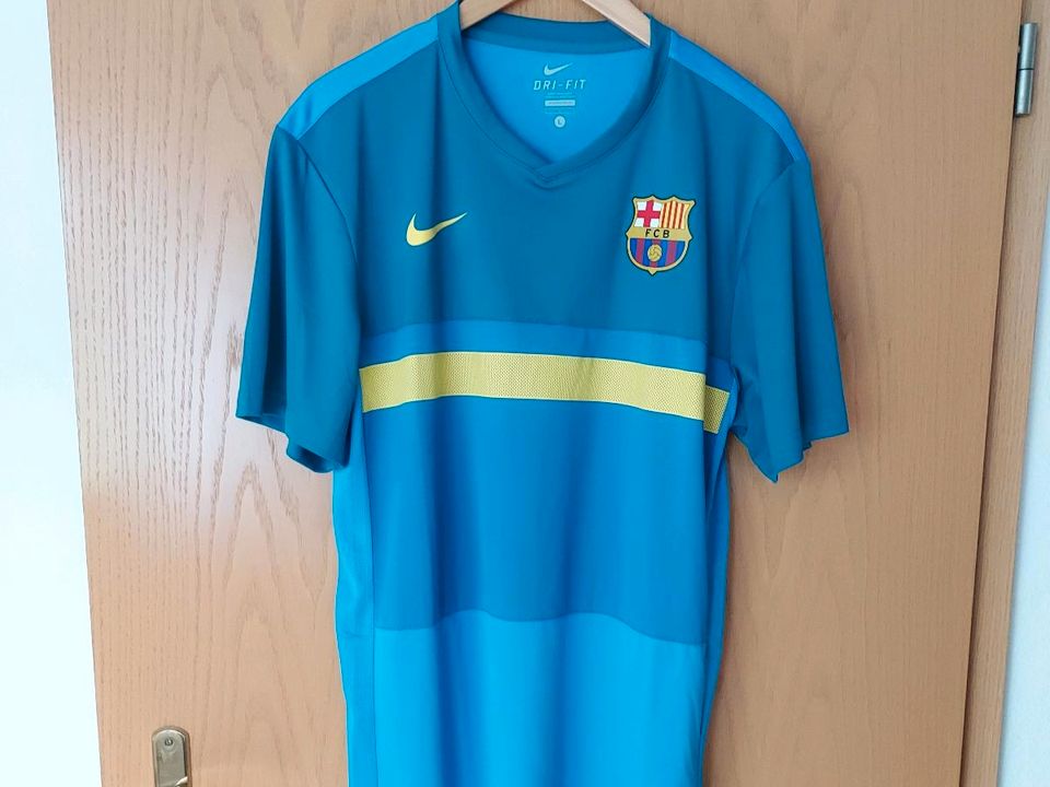 Nike Shirt FC Barcelona 2011- 2012 Fußball Trikot Gr. L in Weilrod 