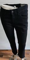 Diesel Jeans, schwarz W30/L32 & dunkelblau W29/L30 Nordrhein-Westfalen - Menden Vorschau