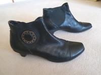 THINK Stiefeletten schwarz, Leder Gr. 42 Nordrhein-Westfalen - Willich Vorschau