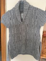 Kurzärmlige Strickjacke von H&M in der Größe 110/116 Schleswig-Holstein - Molfsee Vorschau